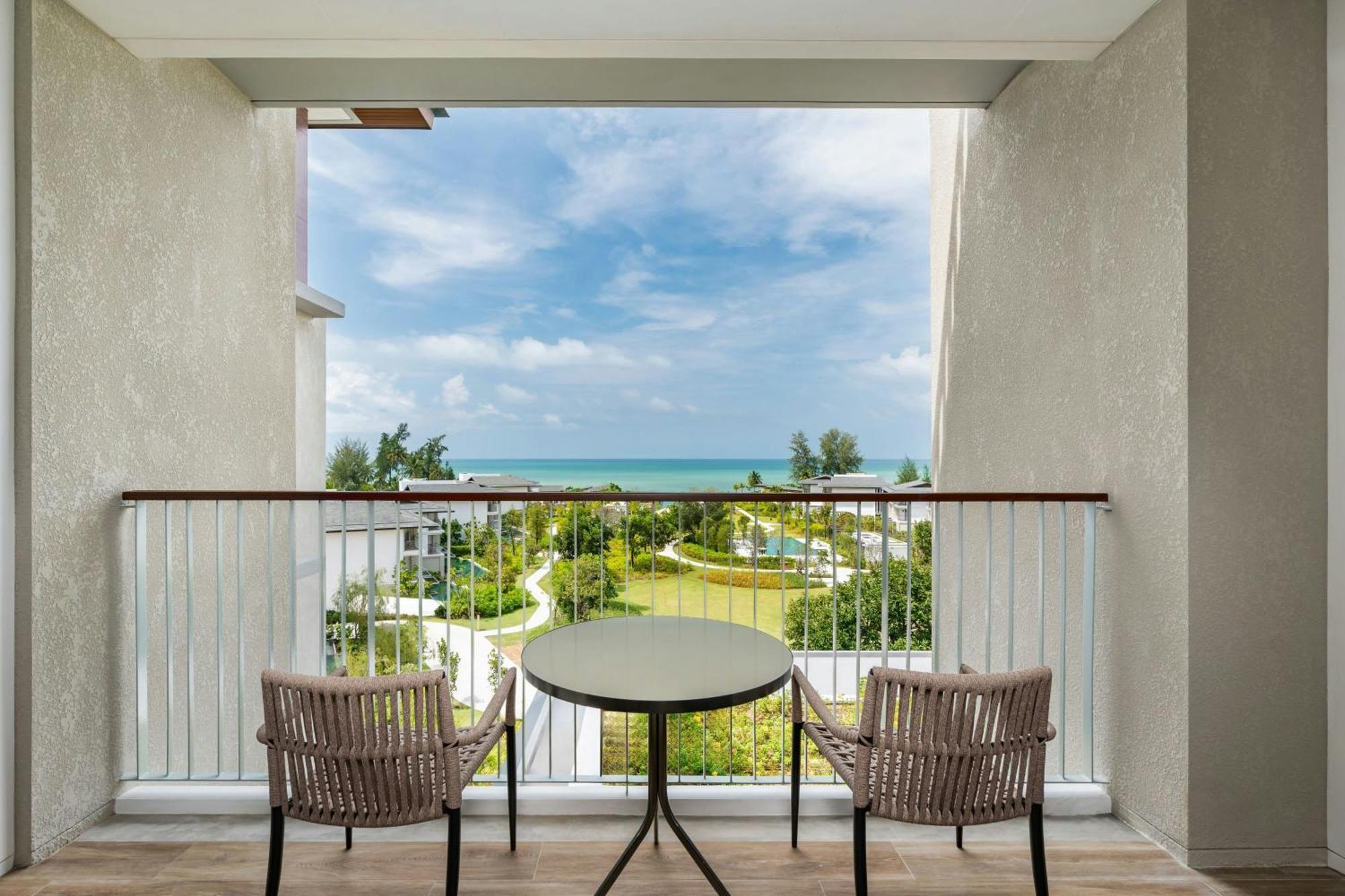 Khao Lak Marriott Beach Resort & Spa Bagian luar foto