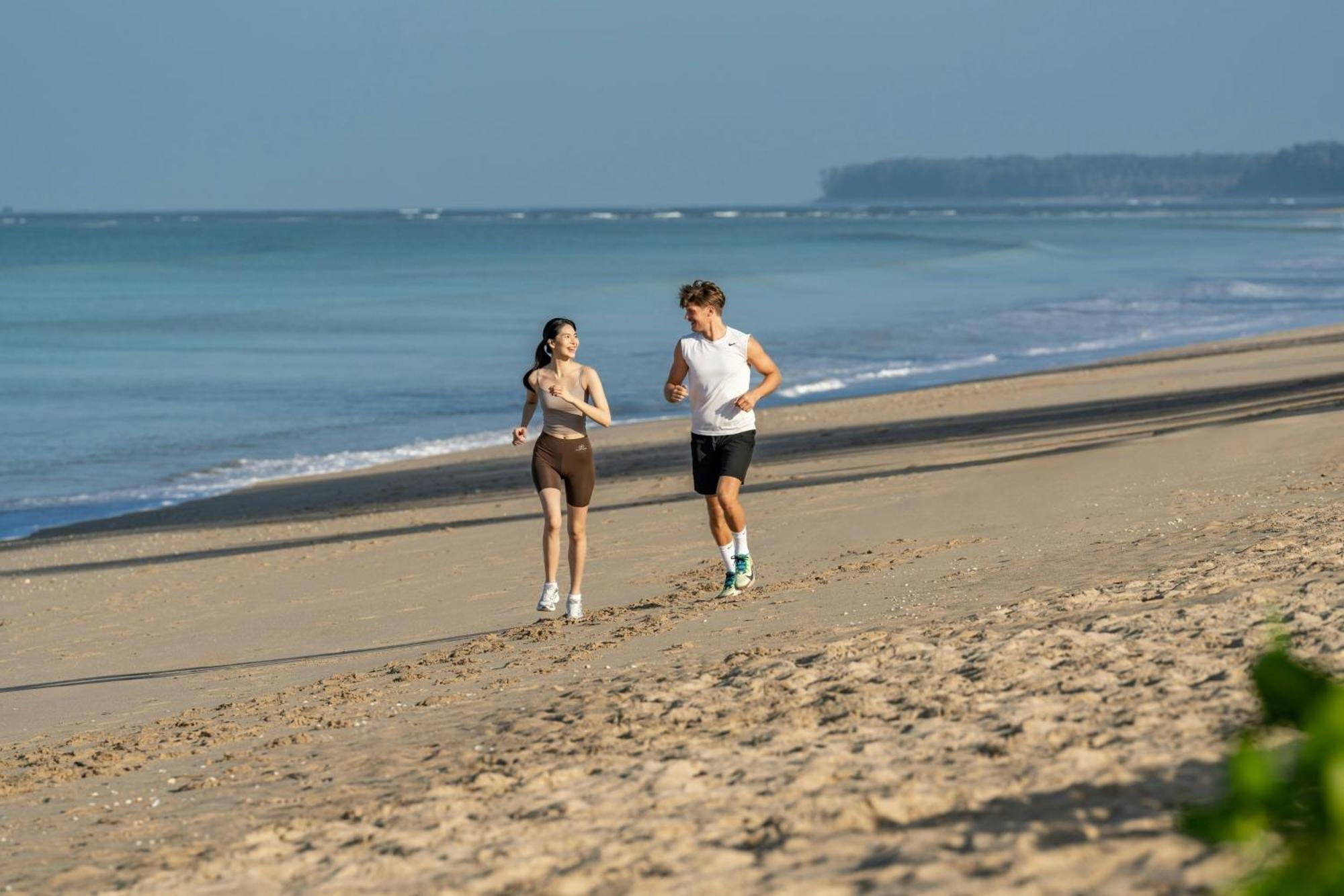 Khao Lak Marriott Beach Resort & Spa Bagian luar foto