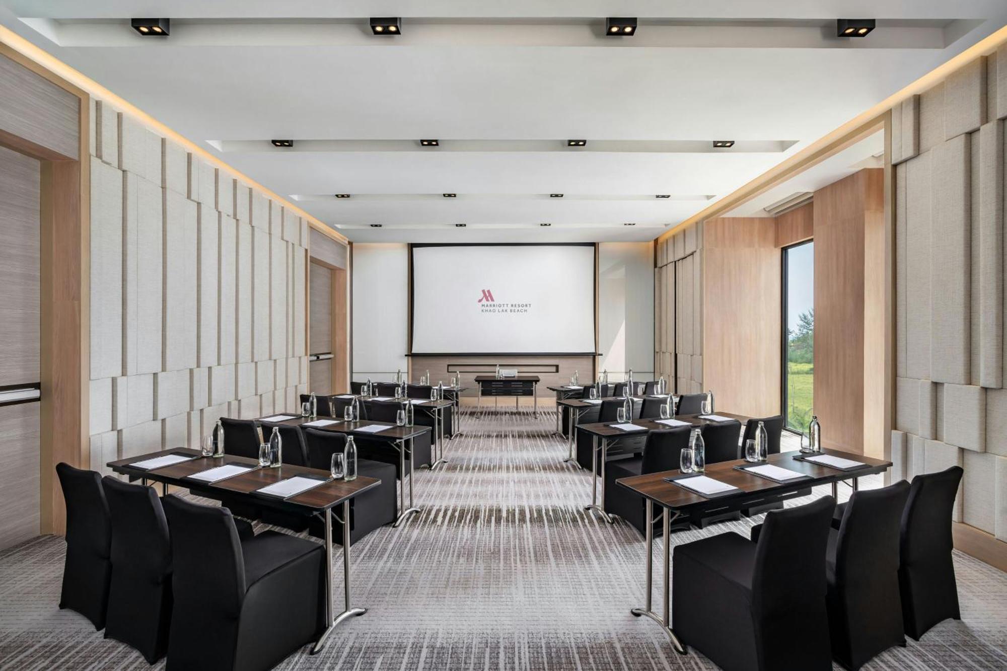 Khao Lak Marriott Beach Resort & Spa Bagian luar foto