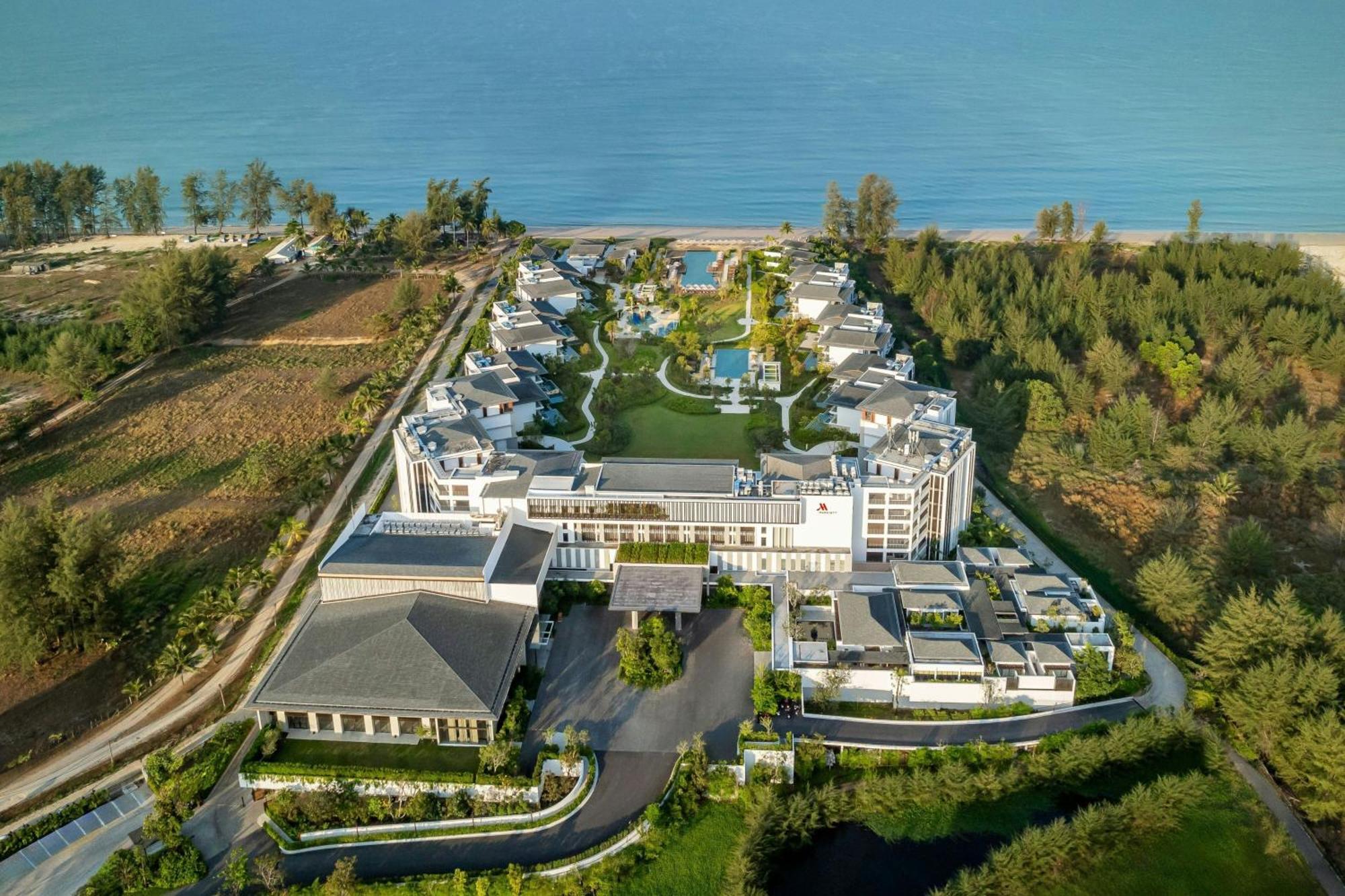 Khao Lak Marriott Beach Resort & Spa Bagian luar foto